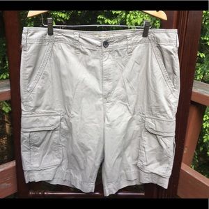 *SALE* Cargo shorts size 38